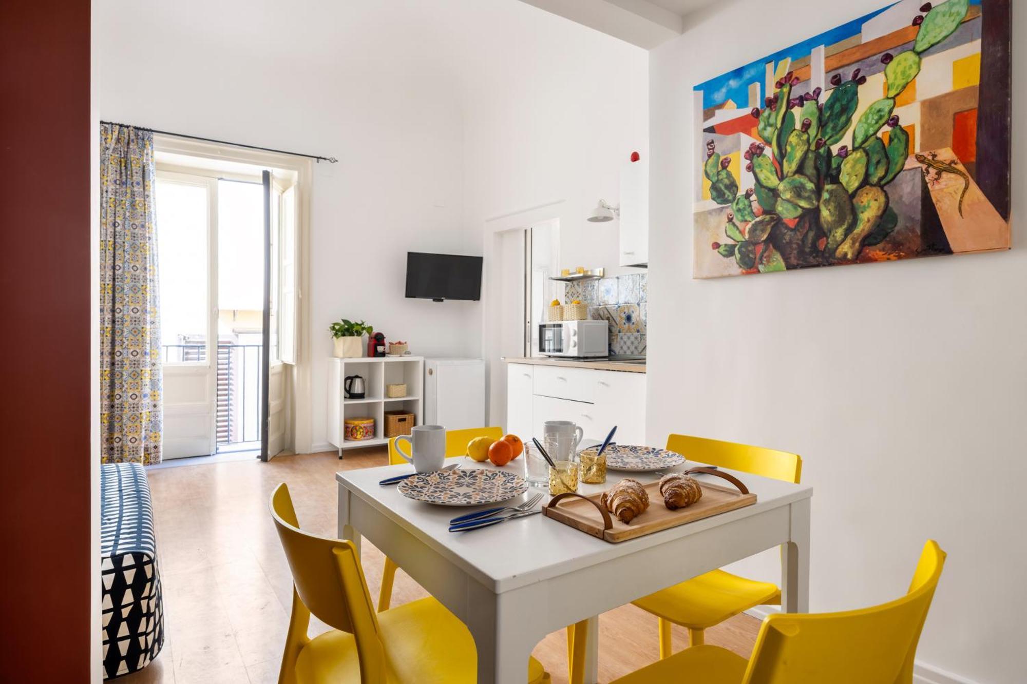 Agata E Rosalia 2 Bedroom Flat At The Quattro Canti Palermo Eksteriør billede